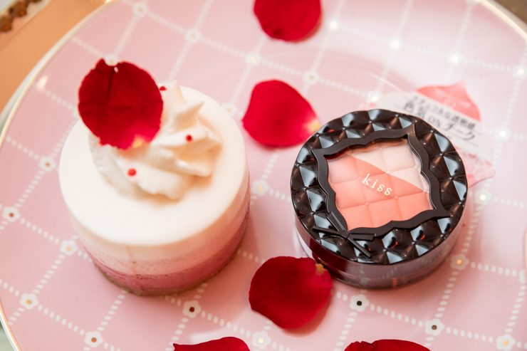 日本戀愛系底妝專家kiss