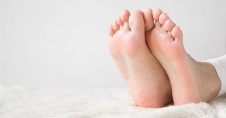 足膜去腳皮簡易方便 但腳脫皮的時候能用嗎 令人擔心的足膜副作用與應對方法告訴你 美力升級beauty Upgrade