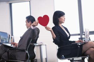 辦公室戀情
