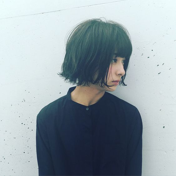 黑髮編髮造型