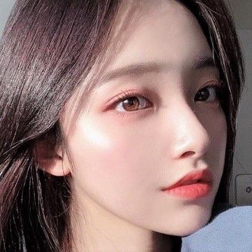 小臉美女