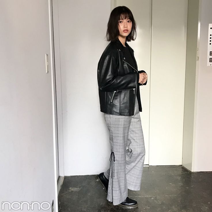 黑色皮外套穿搭