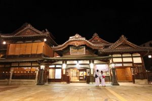日本溫泉