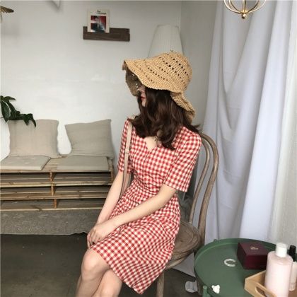 洋裝