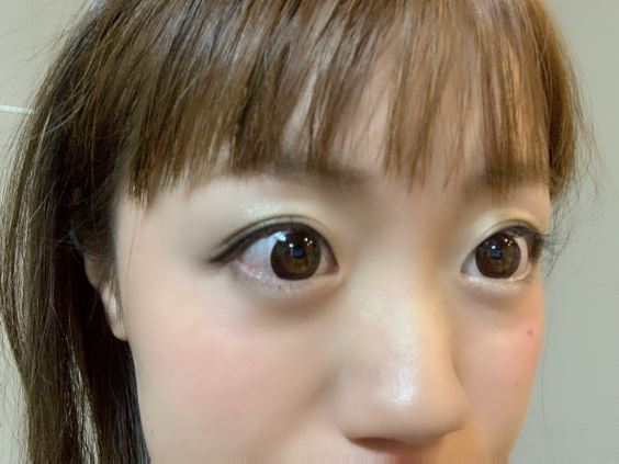 KATE眼影