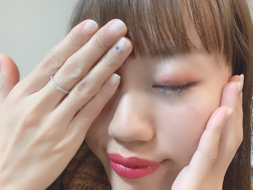 KATE眼影