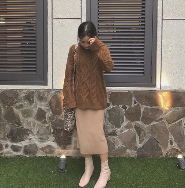 時髦杏色方靴