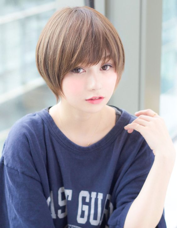 女生短髮造造型