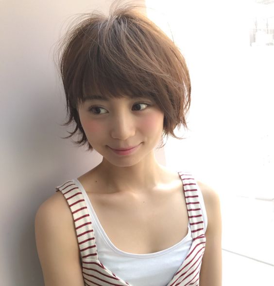 女生短髮造造型