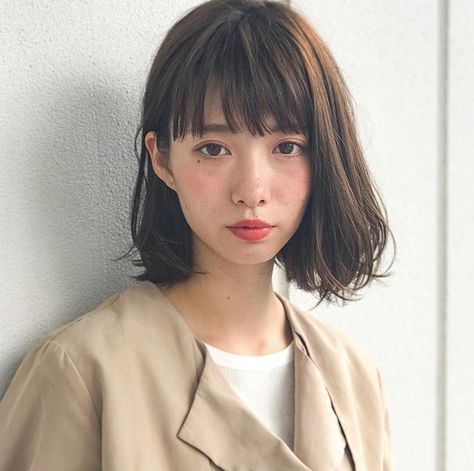 女生短髮造造型