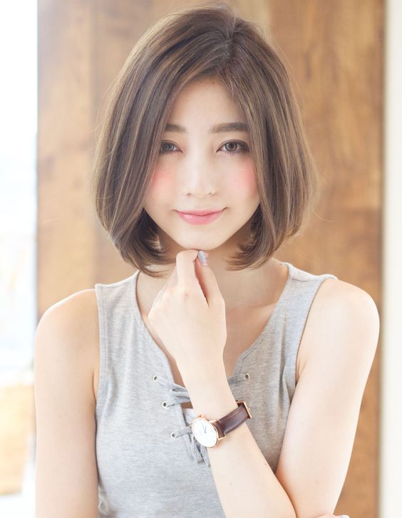 女生短髮造造型