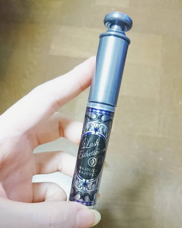 睫毛膏