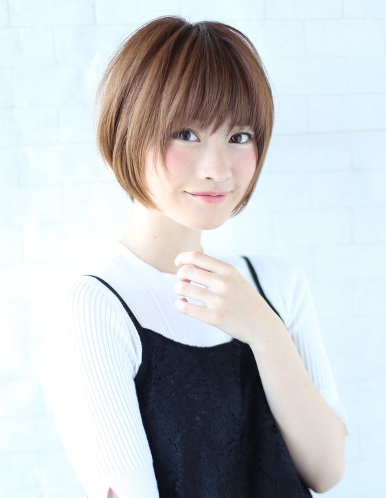 女生短髮造造型