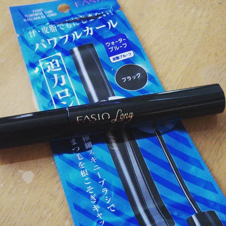 睫毛膏