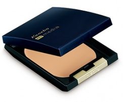 使用媚點media 潤透淨緻粉餅EX 讓肌膚無斑點？