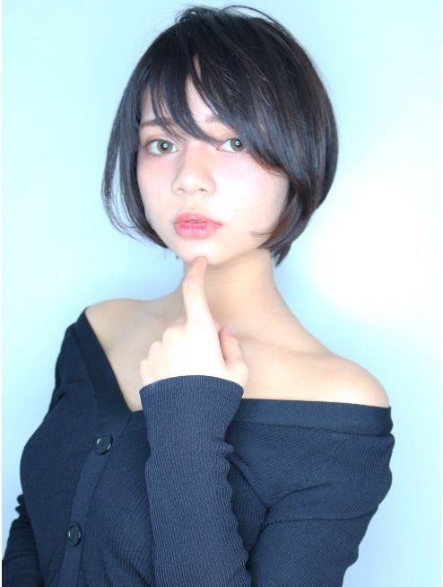 黒髪鮑伯頭髮型②保留頭頂頭髮長度的造型