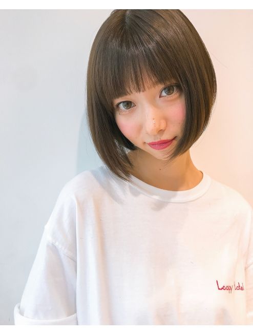 女生短髮造造型