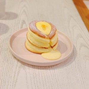 烤布蕾熱鬆餅