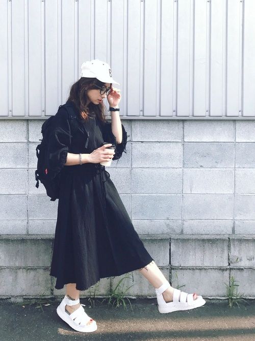 運動涼鞋 穿搭