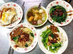立偉麵食