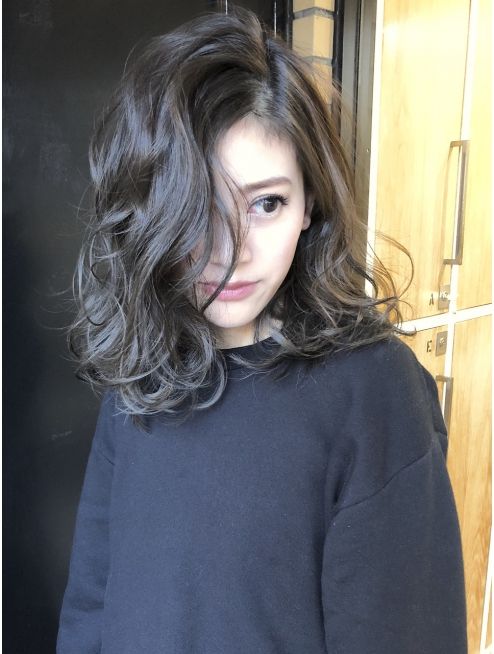 灰色頭髮