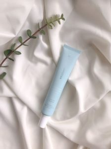 清爽水潤不黏膩臉部防曬乳