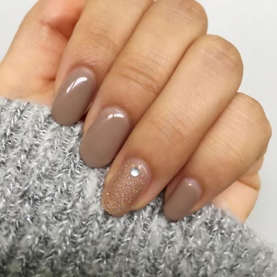 OL也適合！ 簡約風大人感可愛的美甲