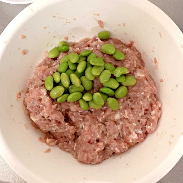 雞肉漢堡排