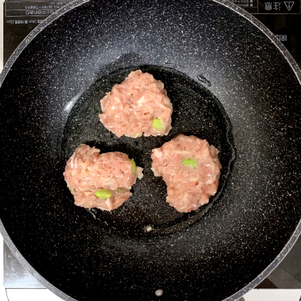 雞肉漢堡排