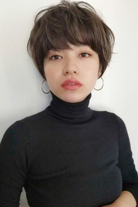 短髮燙捲