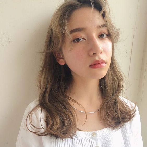 中長髮造型