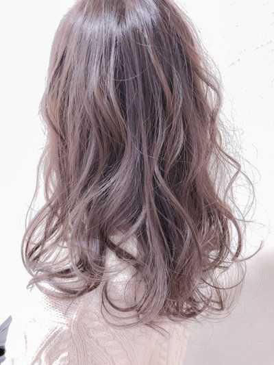 亞麻灰