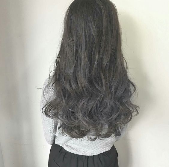 亞麻灰