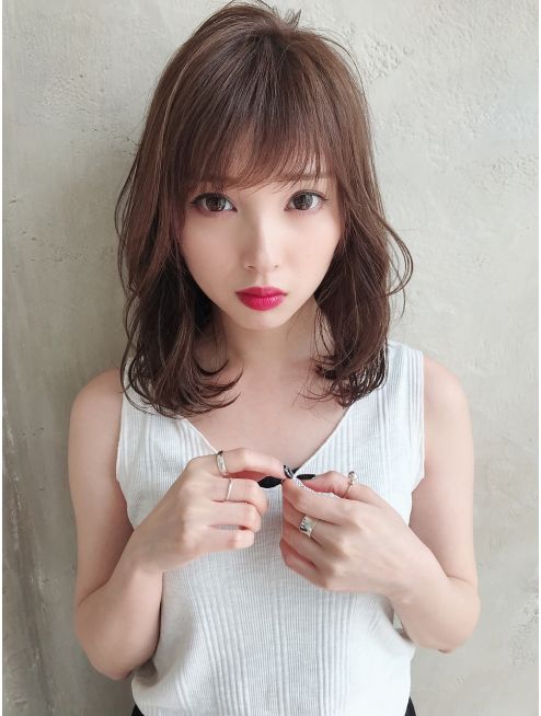 亞麻色