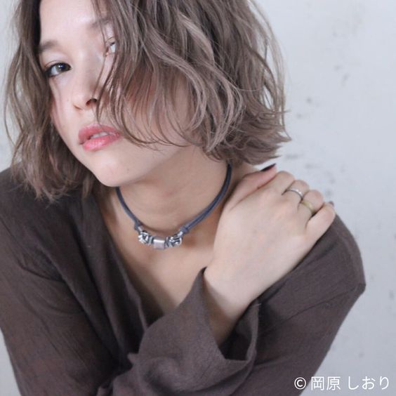 奶茶色