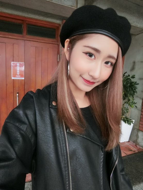 紅棕色染髮劑