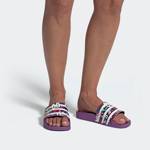 adidas拖鞋