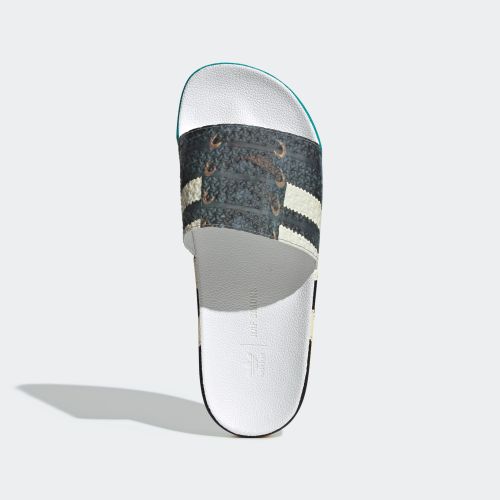 adidas拖鞋
