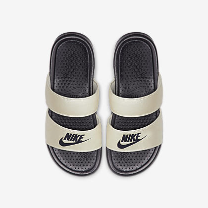 nike拖鞋