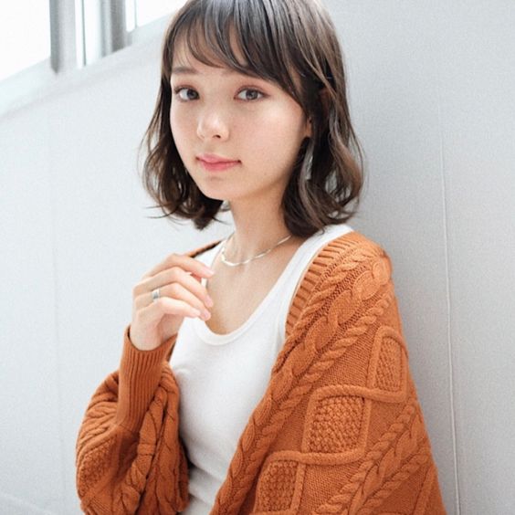及肩短髮