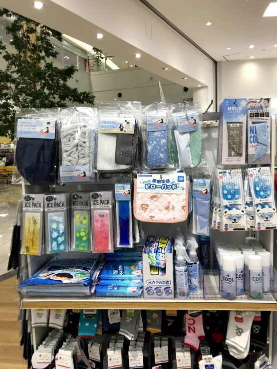 日本百元店cando