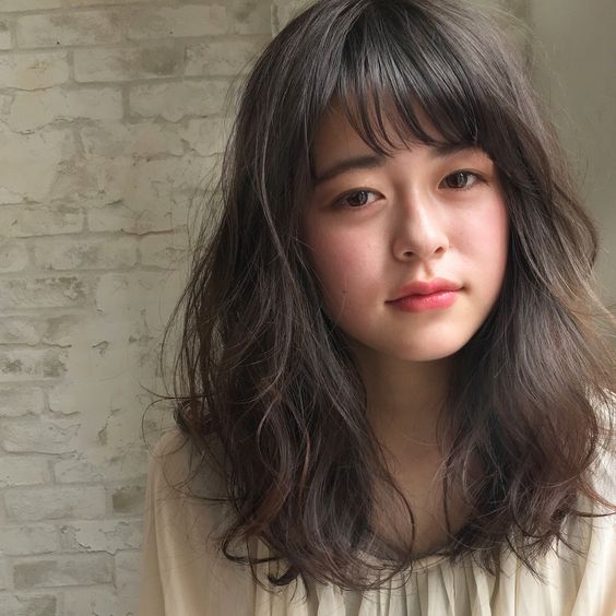 深棕色