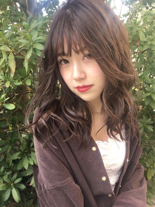 深棕色