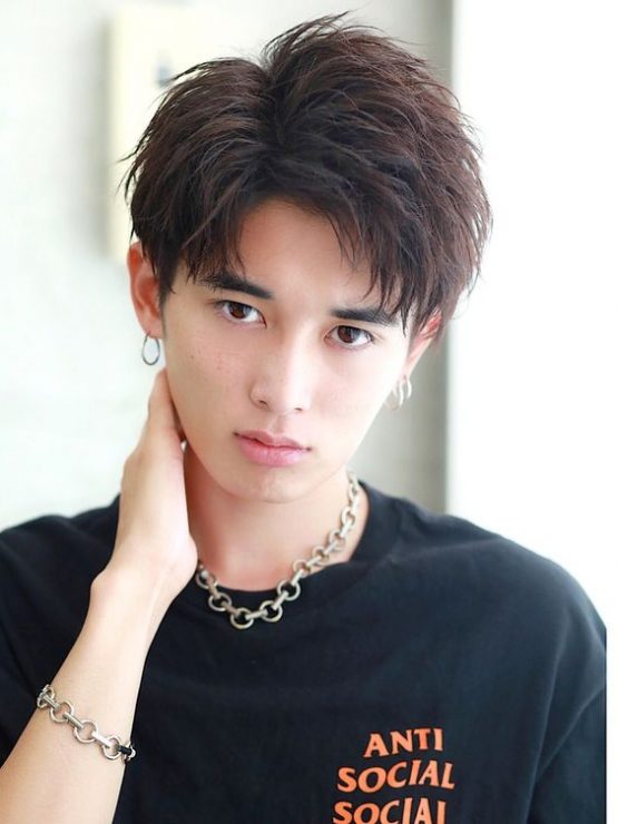 男生捲髮