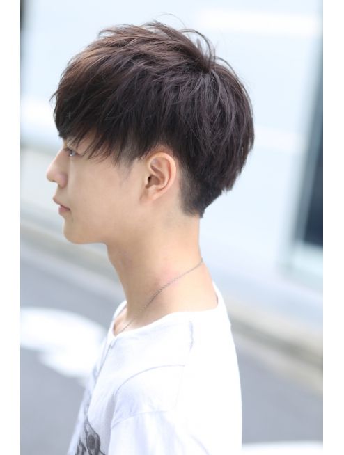 男生短髮