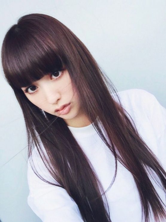 紅棕色