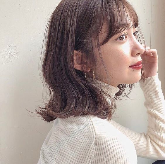 紅棕色