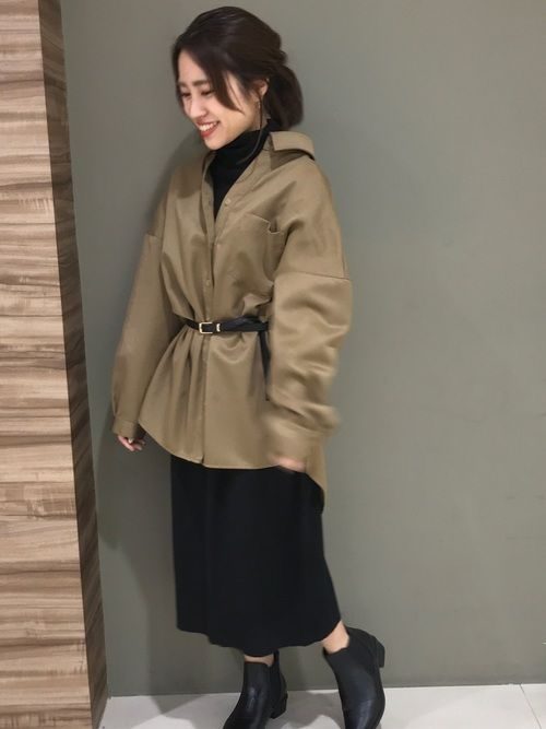 長版襯衫× 高領上衣