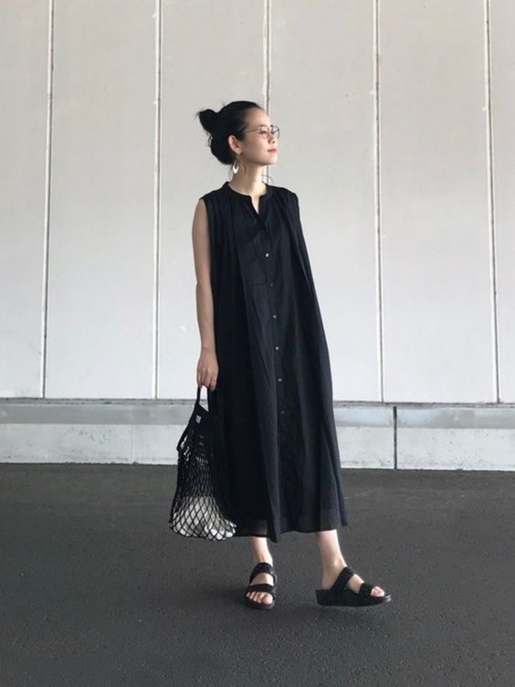 黑色洋裝