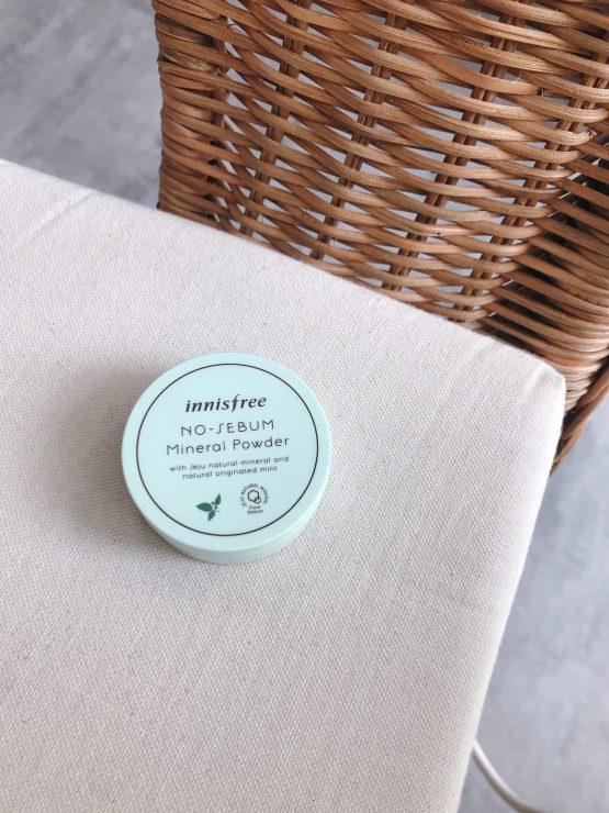 innisfree 無油無慮礦物控油蜜粉